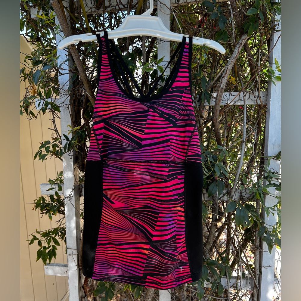 Danskin top